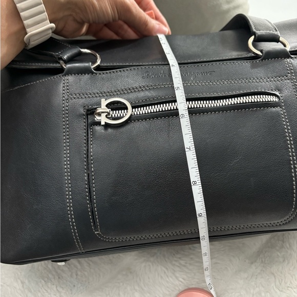 Salvatore Ferragamo purse in very good condition - Picture 17 of 17